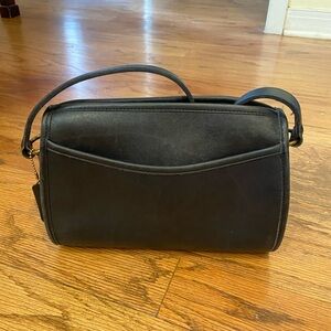 COACH 1990’s vintage medium shoulder/crossbody bag
